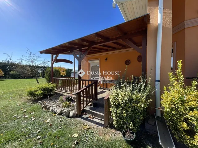 Eladó ház Harta 136 nm