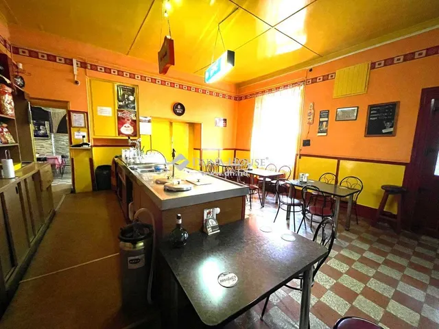 Eladó kereskedelmi és ipari ingatlan Kisszállás 768 nm