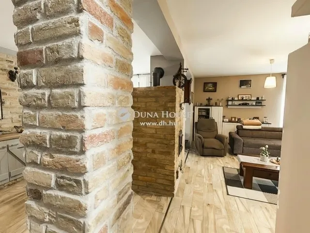 Eladó ház Domaszék 240 nm