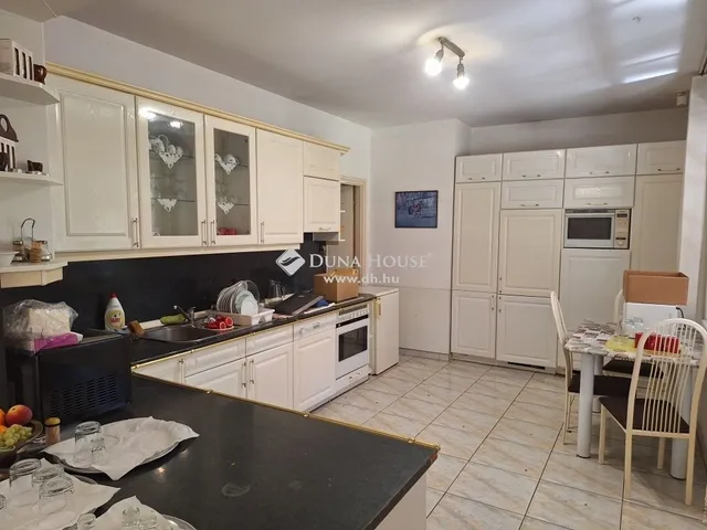 Eladó mezőgazdasági ingatlan Kecskemét 1333 nm