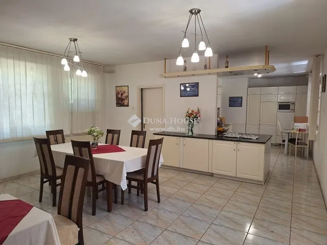 Eladó mezőgazdasági ingatlan Kecskemét 1333 nm