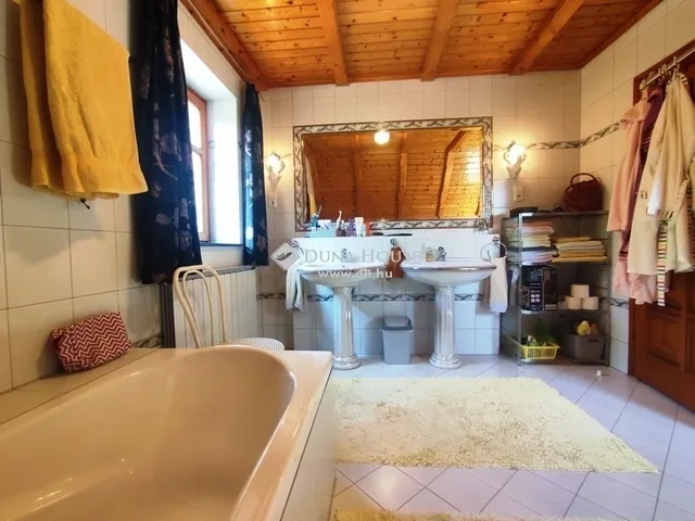 Eladó ház Fülöpháza 297 nm