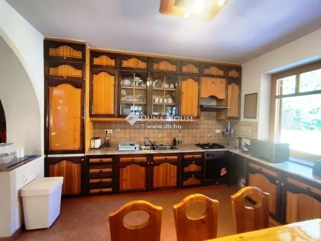 Eladó ház Fülöpháza 297 nm