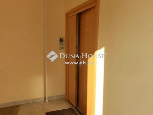 Eladó lakás Kecskemét 132 nm