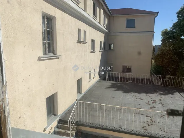 Eladó ház Budapest XXII. kerület 2700 nm