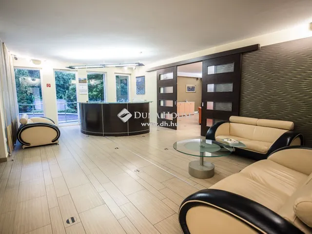 Eladó kereskedelmi és ipari ingatlan Budapest II. kerület 1050 nm