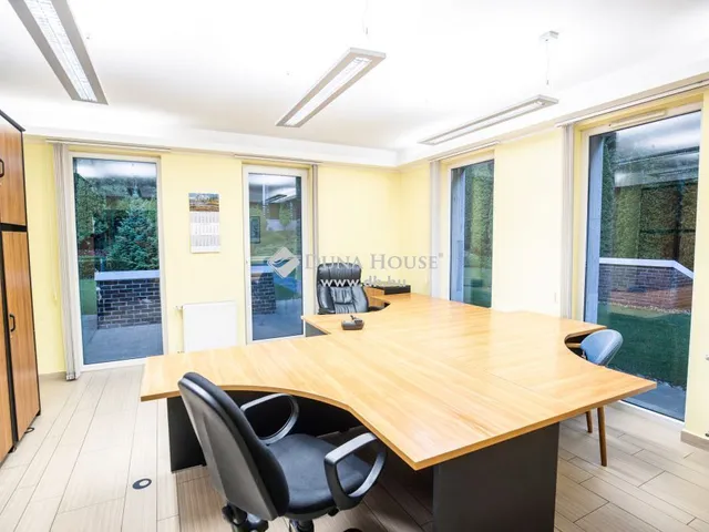 Eladó kereskedelmi és ipari ingatlan Budapest II. kerület 1050 nm