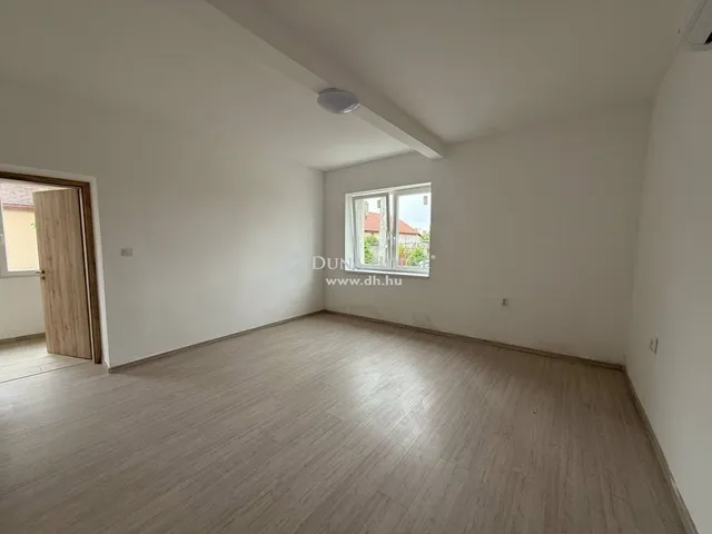 Eladó ház Harta 100 nm