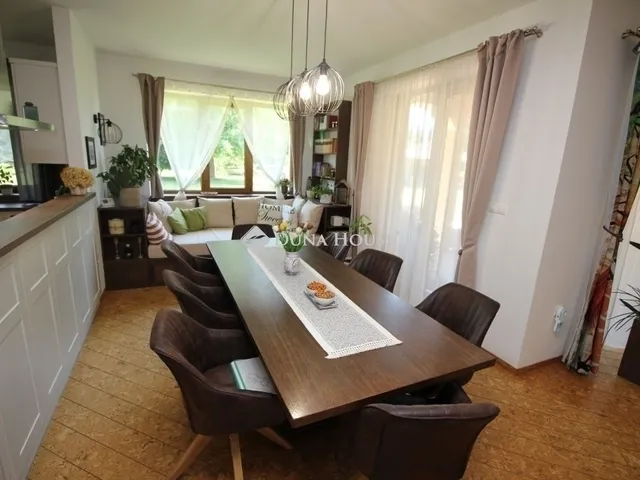 Eladó ház Kecskemét 220 nm