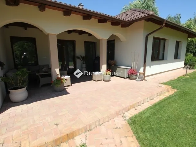 Eladó ház Kecskemét 220 nm