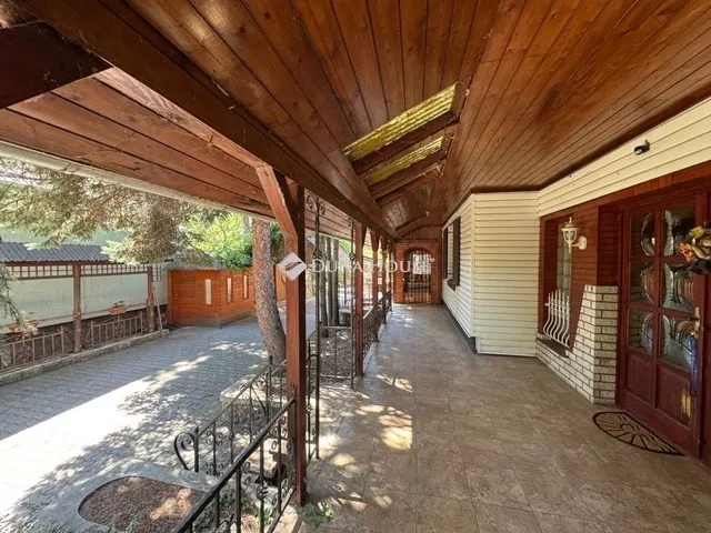 Eladó ház Kecskemét 200 nm