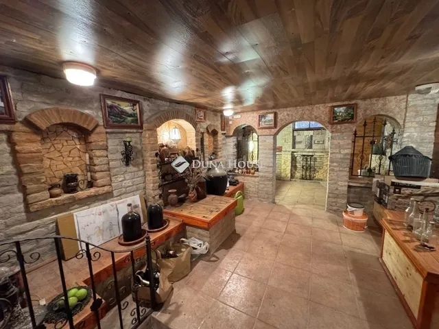 Eladó ház Kecskemét 200 nm