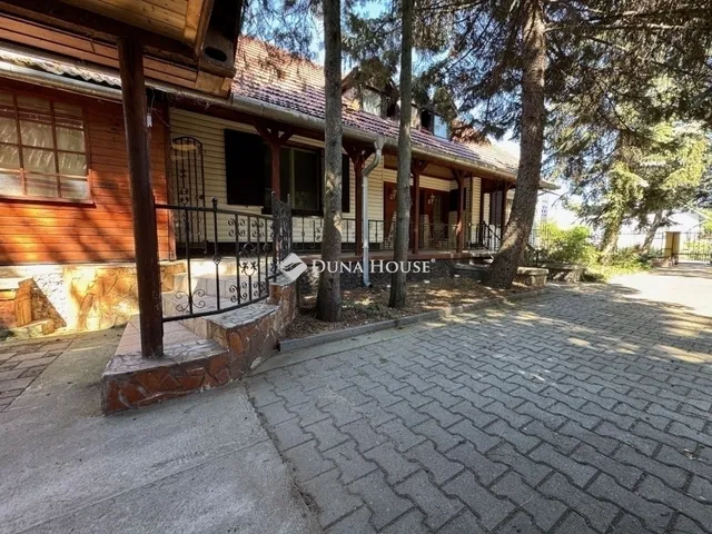 Eladó ház Kecskemét 200 nm