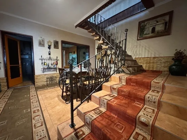 Eladó ház Kecskemét 200 nm