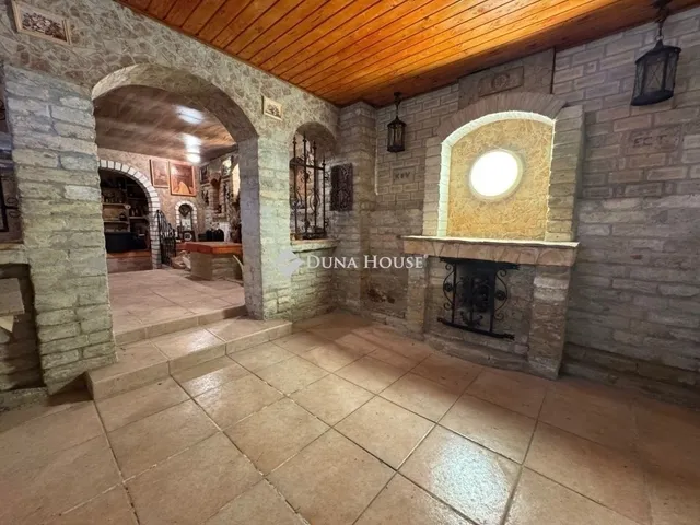 Eladó ház Kecskemét 200 nm