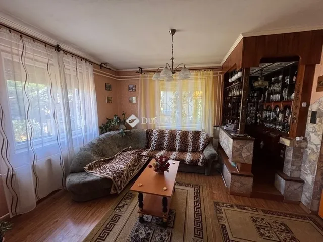 Eladó ház Kecskemét 200 nm