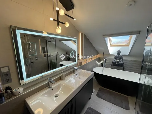 Kiadó lakás Kecskemét 111 nm