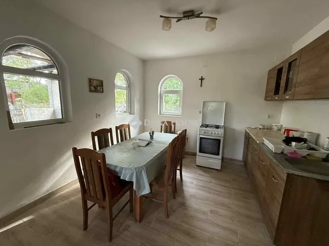 Eladó mezőgazdasági ingatlan Kunadacs 93 nm