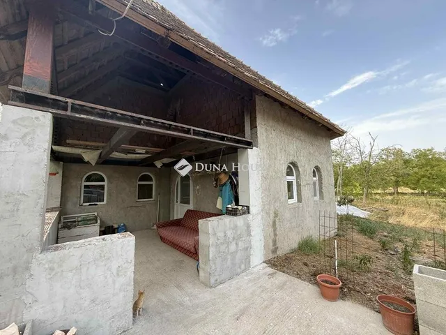 Eladó mezőgazdasági ingatlan Kunadacs 93 nm