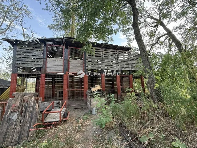 Eladó mezőgazdasági ingatlan Kunadacs 93 nm