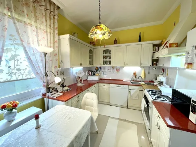 Eladó ház Izsák 130 nm