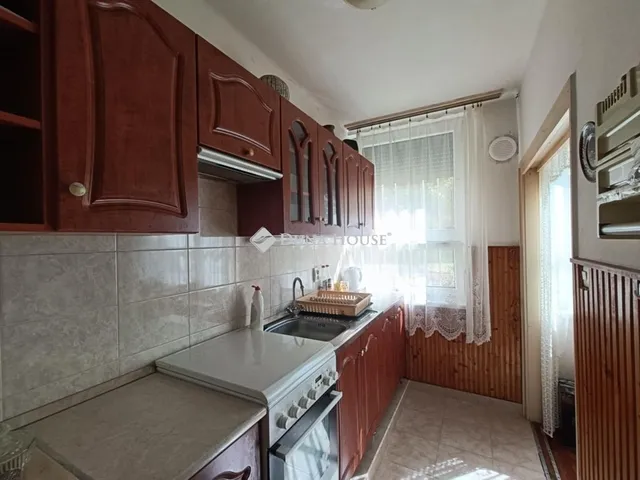 Eladó lakás Nagykőrös 66 nm