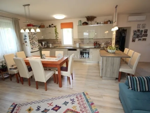 Eladó ház Kecskemét 120 nm