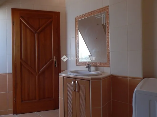 Eladó ház Kecskemét 170 nm