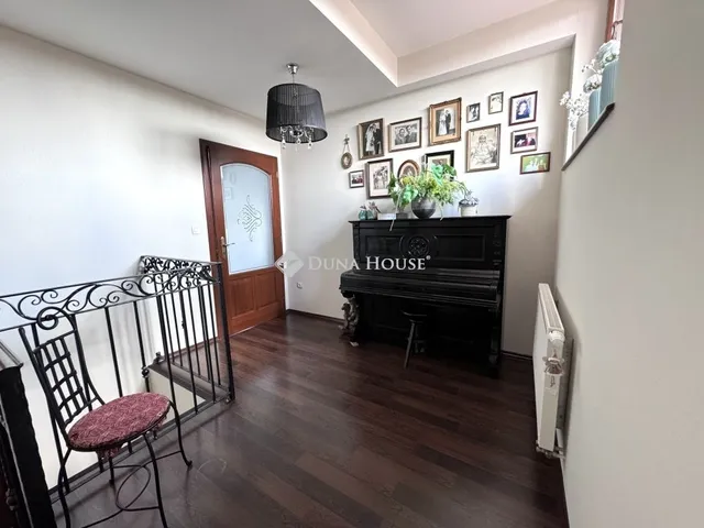 Eladó ház Kecskemét 308 nm