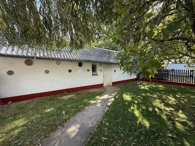 Eladó mezőgazdasági ingatlan Lajosmizse 60 nm