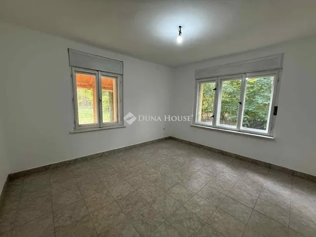 Eladó mezőgazdasági ingatlan Lajosmizse 80 nm