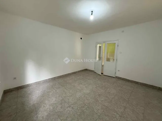 Eladó mezőgazdasági ingatlan Lajosmizse 80 nm