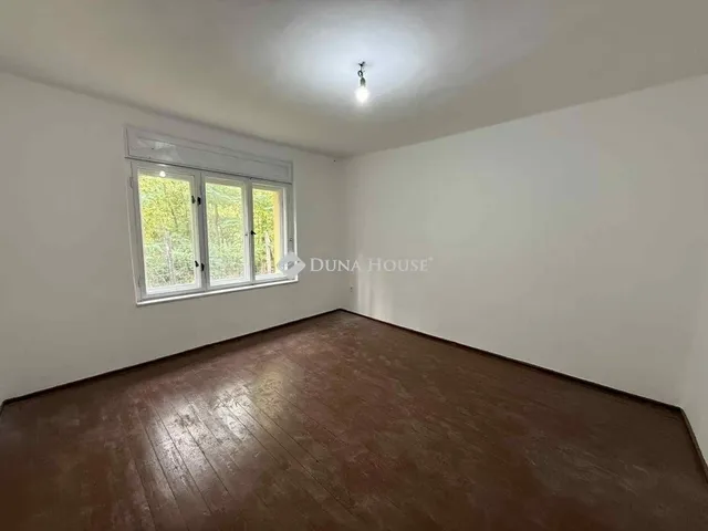 Eladó mezőgazdasági ingatlan Lajosmizse 80 nm