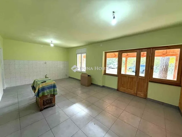 Eladó mezőgazdasági ingatlan Lajosmizse 80 nm