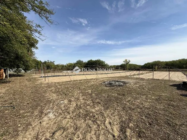 Eladó mezőgazdasági ingatlan Lajosmizse 40 nm