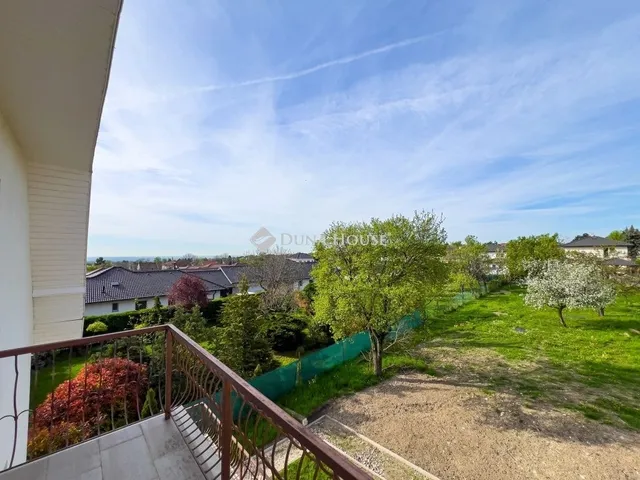 Eladó ház Érd 200 nm