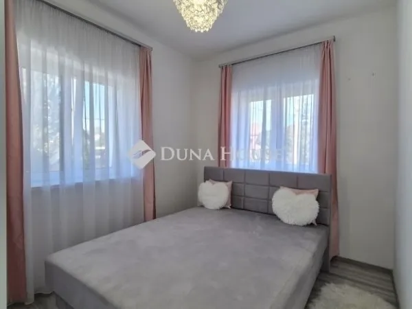 Eladó ház Budapest III. kerület 100 nm