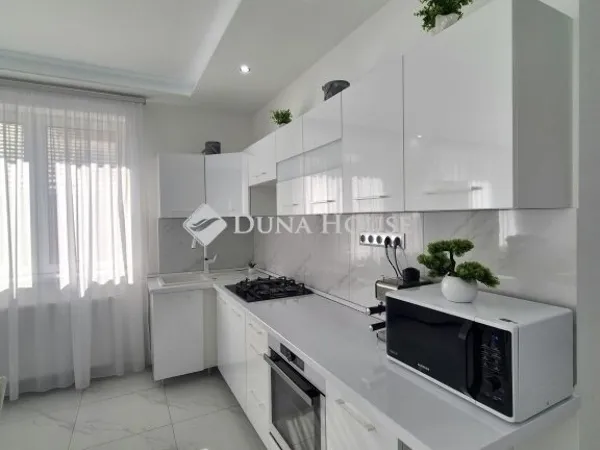 Eladó ház Budapest III. kerület 100 nm