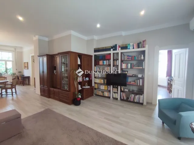 Eladó ház Kecskemét 190 nm