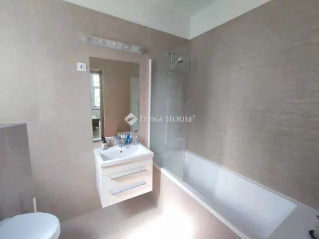 Eladó ház Kecskemét 190 nm