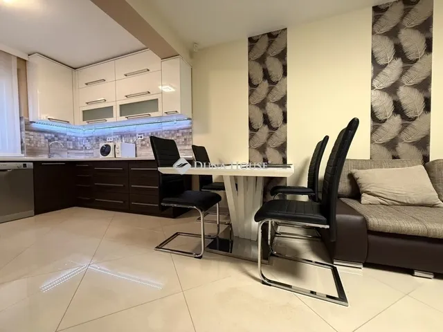 Eladó ház Kecskemét, Belváros 81 nm