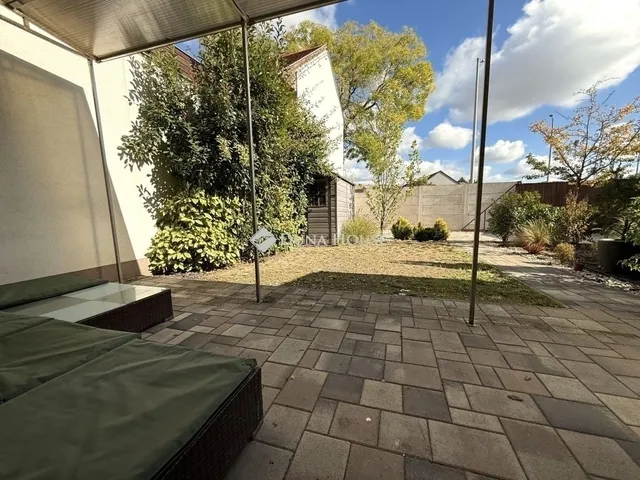 Eladó ház Kecskemét, Belváros 81 nm