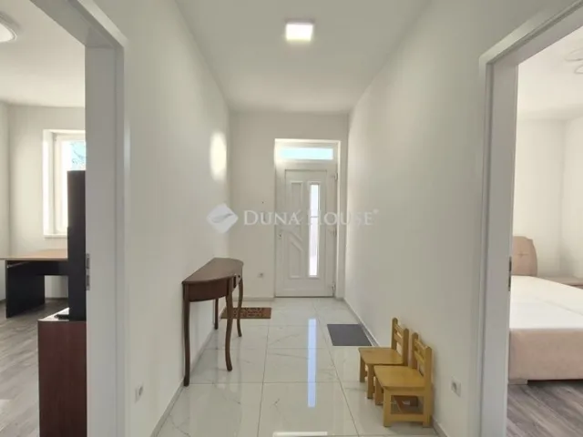 Eladó ház Ballószög 185 nm