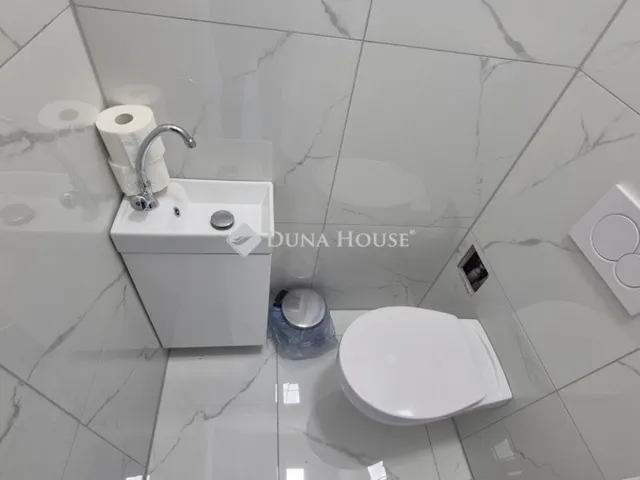 Eladó ház Ballószög 185 nm