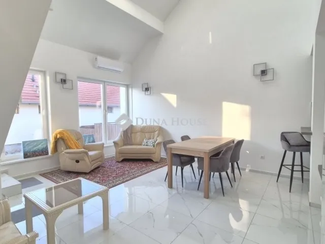 Eladó ház Ballószög 185 nm