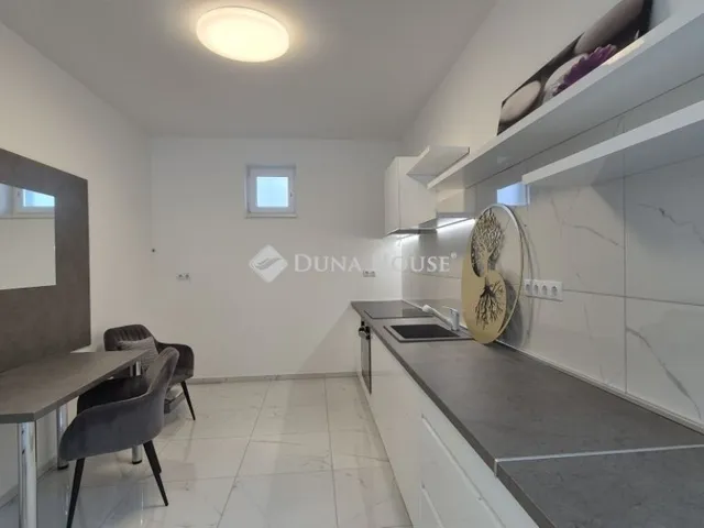 Eladó ház Ballószög 185 nm