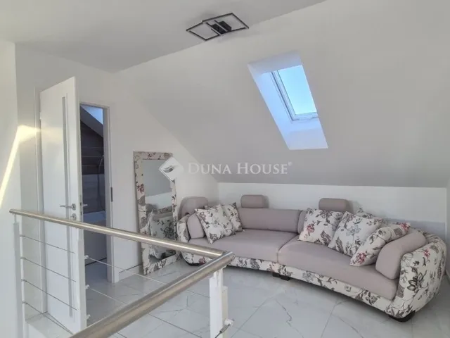 Eladó ház Ballószög 185 nm