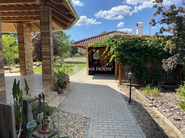 Eladó ház Helvécia 148 nm