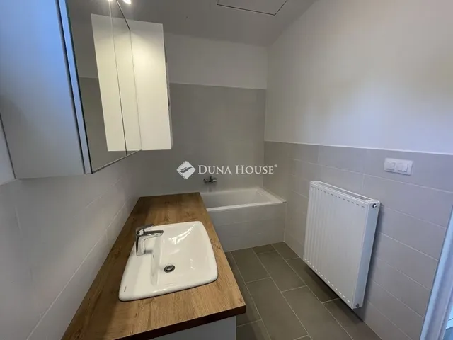 Eladó ház Kecskemét 90 nm