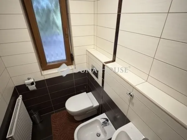 Eladó ház Kecskemét 300 nm